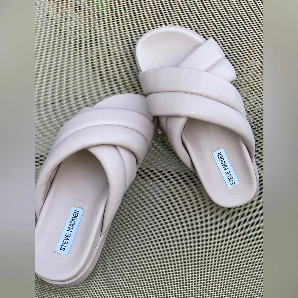 Gently-Worn Sz-8 Steve Madden Beige/Pink Chunky Sandals-No Scuffs/Stains/Flaws🙌 - Picture 3 of 16
